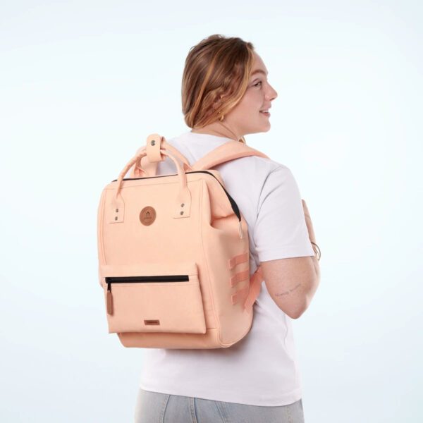 Adventurer Medium Como Backpack - Image 2