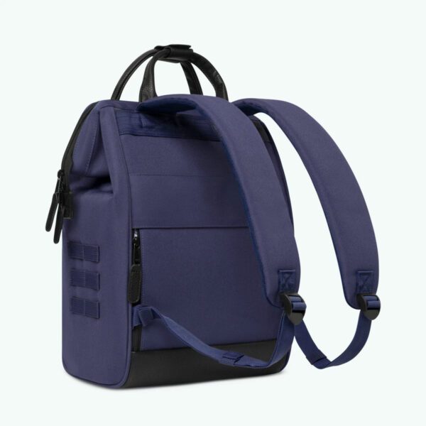 Adventurer Medium Dusseldorf Backpack - Image 6