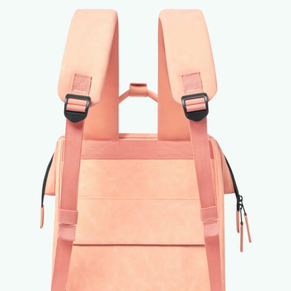 Adventurer Medium Como Backpack - Image 9