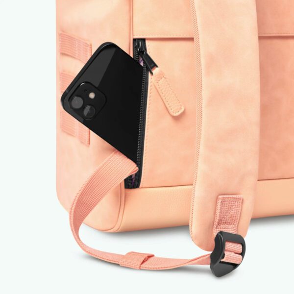 Adventurer Medium Como Backpack - Image 10